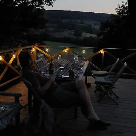 Terroir De Terrou Vakantiehuis Marchastel (Cantal)