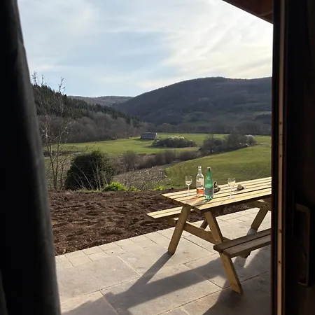 Terroir De Terrou Hébergement de vacances Marchastel (Cantal)