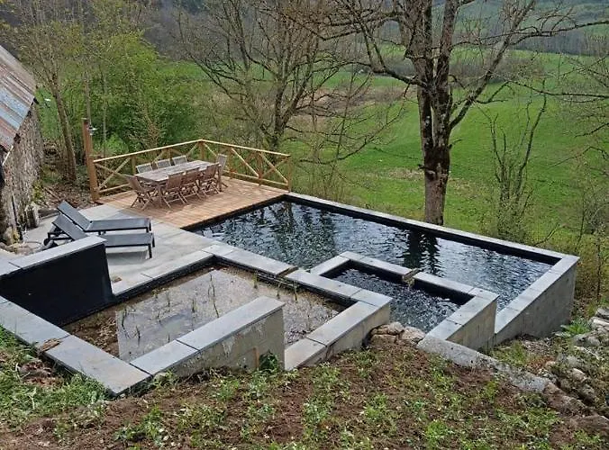 Bellevue De Terrou With Natural Pool Marchastel (Cantal)