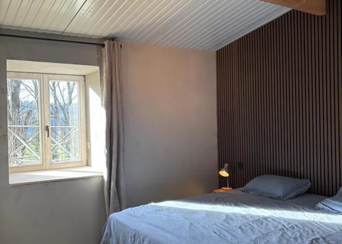 Bellevue De Terrou With Natural Pool *